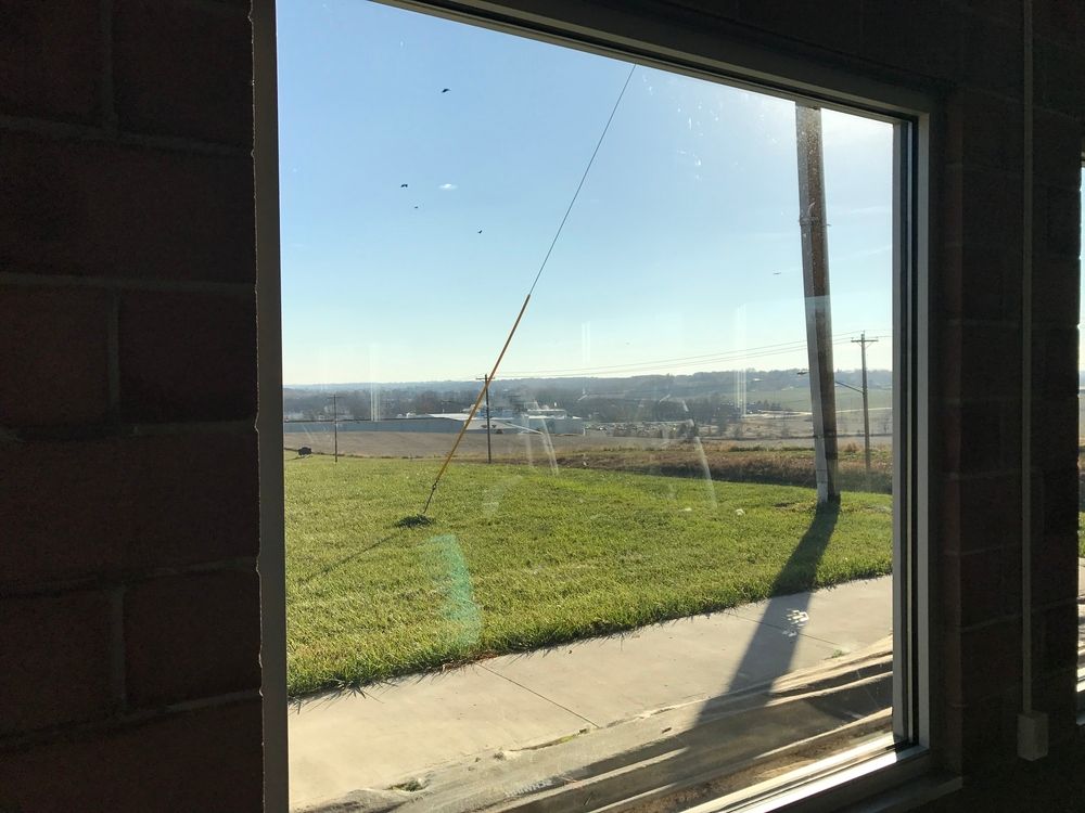 5010 Northpointe Dr, Zanesville, OH 43701